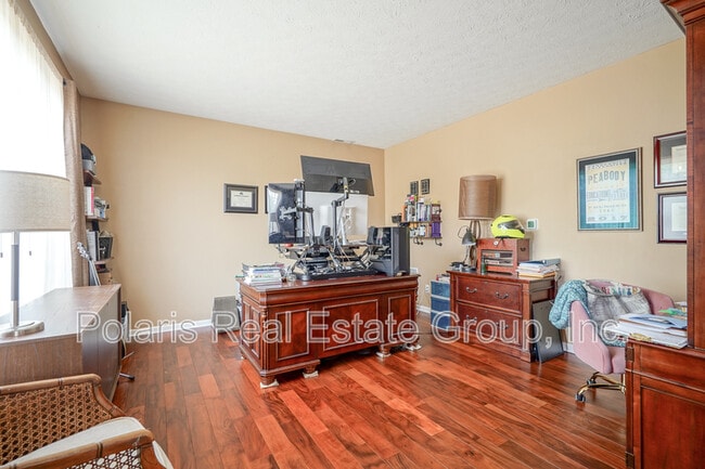 Building Photo - 13535 Molique Blvd