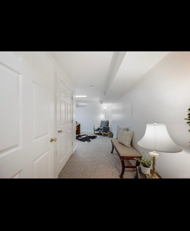 Building Photo - 224 Dove Ct