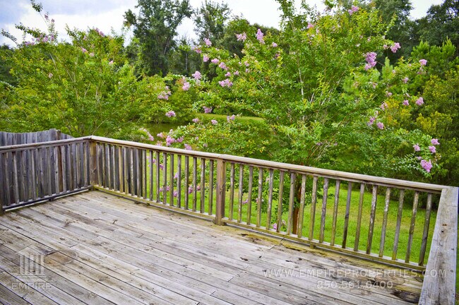 Building Photo - Stunning view from your private deck