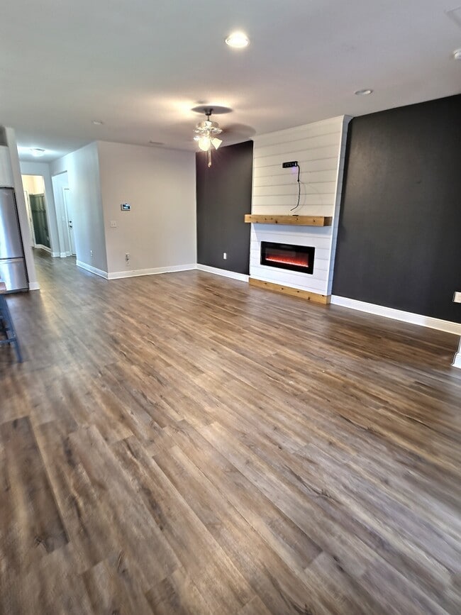 Building Photo - 479 Eagle Lake Wy