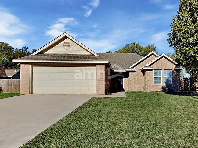 Building Photo - 129 N Point Dr