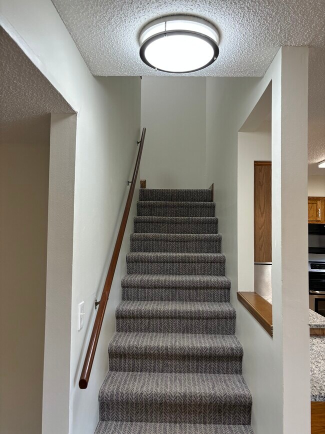 Building Photo - 1329 East 21st terrace