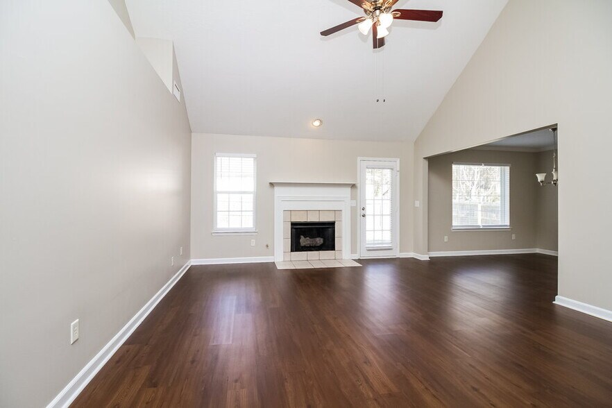 Building Photo - 7036 Hickory Pass Ln