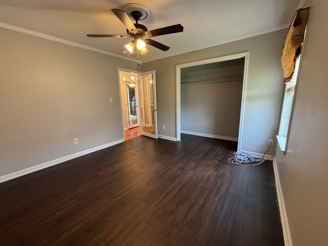 Building Photo - 110 Fox Haven Ln