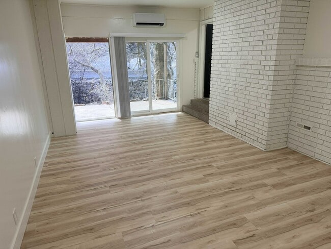 Building Photo - 208 Ogden Canyon Rd