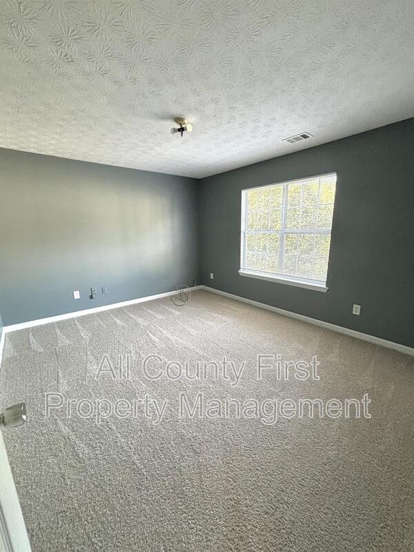 Building Photo - 4504 Carriage Park Dr