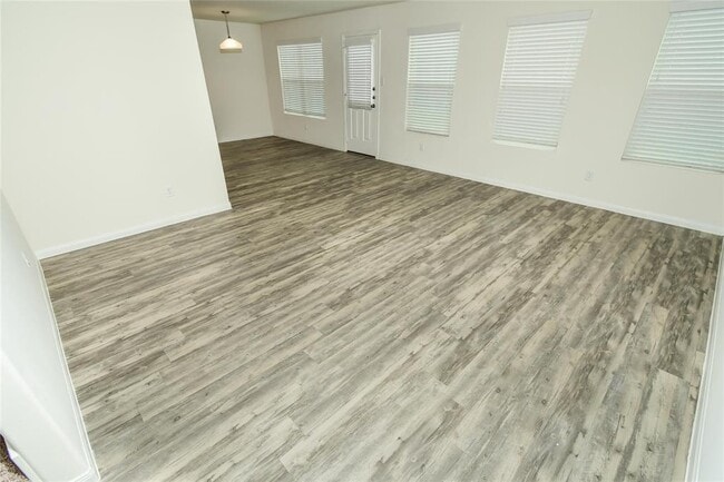 Building Photo - 5807 Dawn Terrace Ct