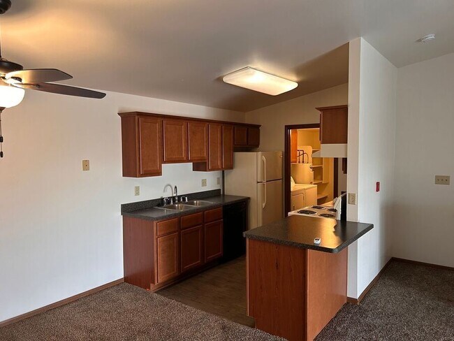Building Photo - 6300 80th Pl