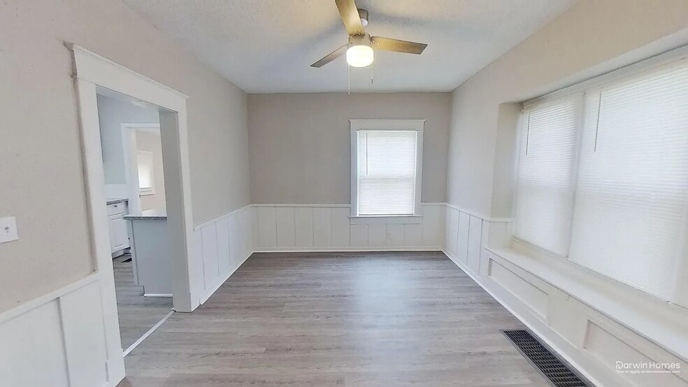 Building Photo - 215 North 23 Street, 66102; #1202866 - 1202866