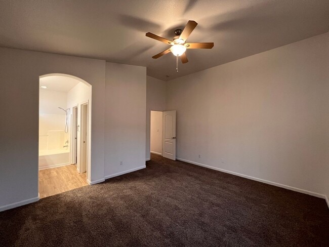 Building Photo - 4 bedroom Fernley Home.