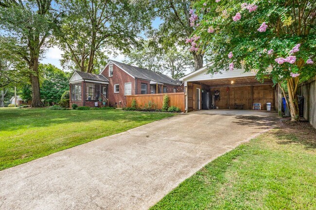 Building Photo - Class Brick Cottage with Modern Comforts in Historic Overbrook