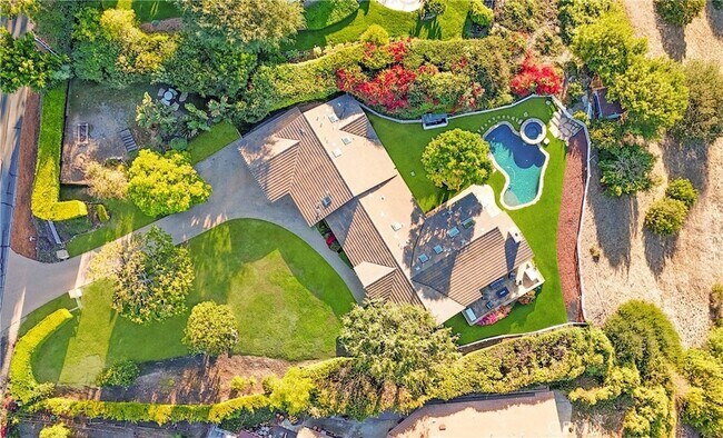 Building Photo - 67 Eastfield Dr