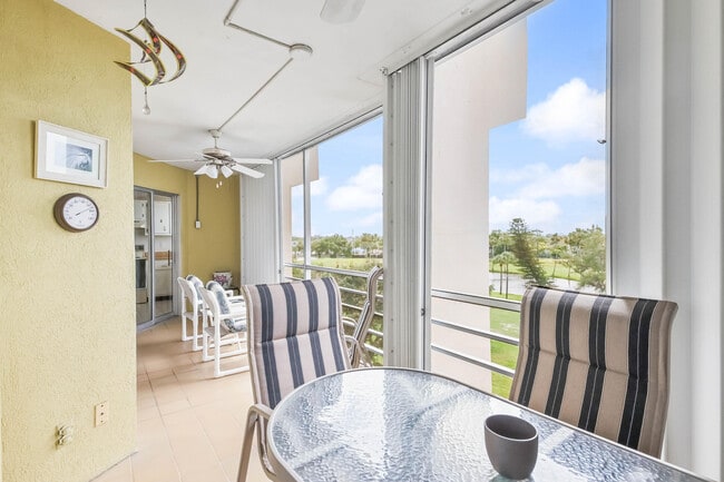 Building Photo - 3951 Via Poinciana