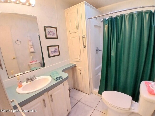 Building Photo - 4619 Goldfinch Ln