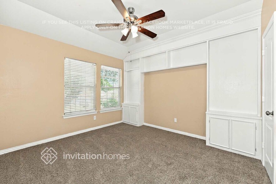 Building Photo - 4634 Lincolnshire Dr