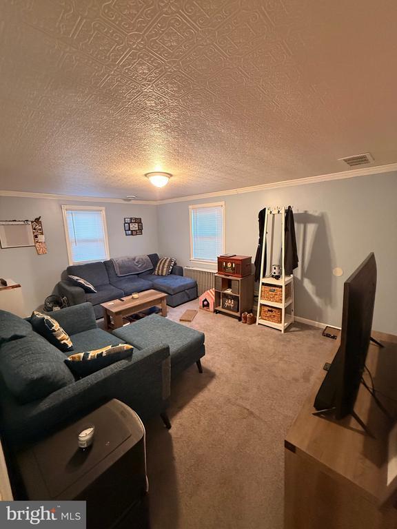 Building Photo - 2211 Browning Rd