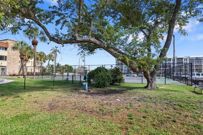 Building Photo - 4902 38th Way S