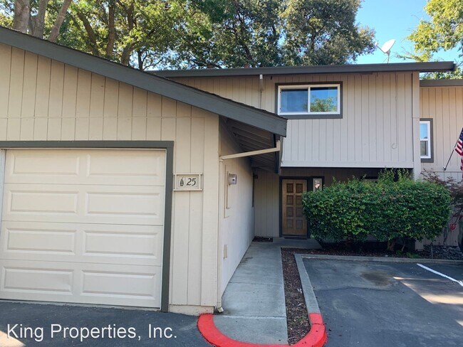 Primary Photo - 3 br, 2.5 bath House - 3401 Bermuda Avenue...