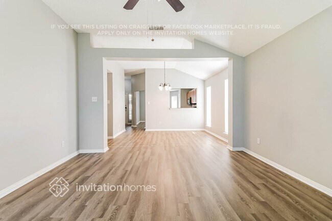 Building Photo - 1044 Waterview Dr
