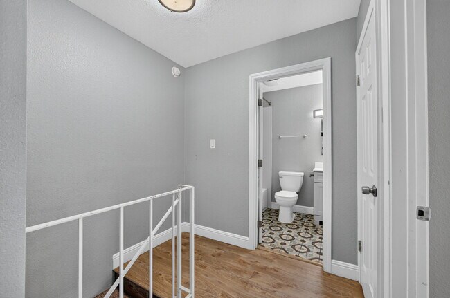 Building Photo - Charming 2-Bed Condo Retreat in Citrus Heights