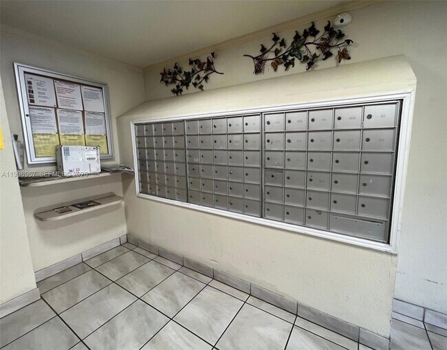 Building Photo - 3030 Marcos Dr