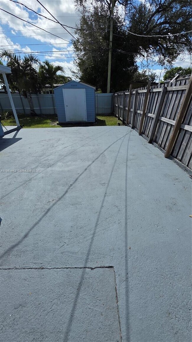 Building Photo - 6616 Raleigh St