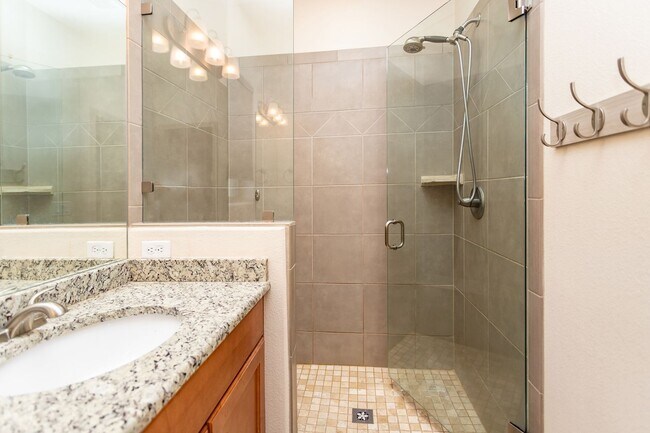 Building Photo - 5914 Canyon Reserve Heights