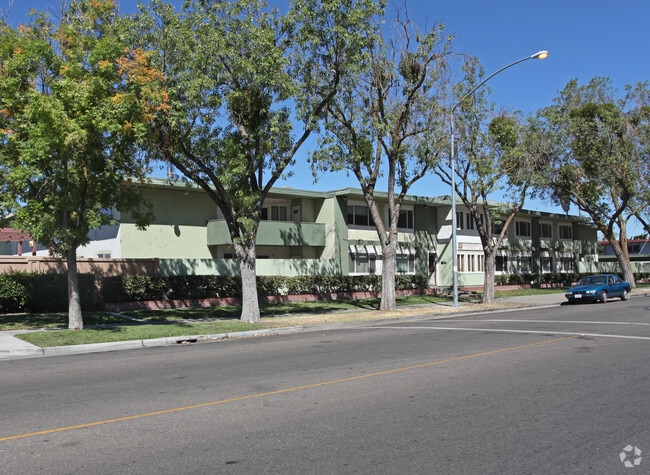 Building Photo - Coventry Apartments