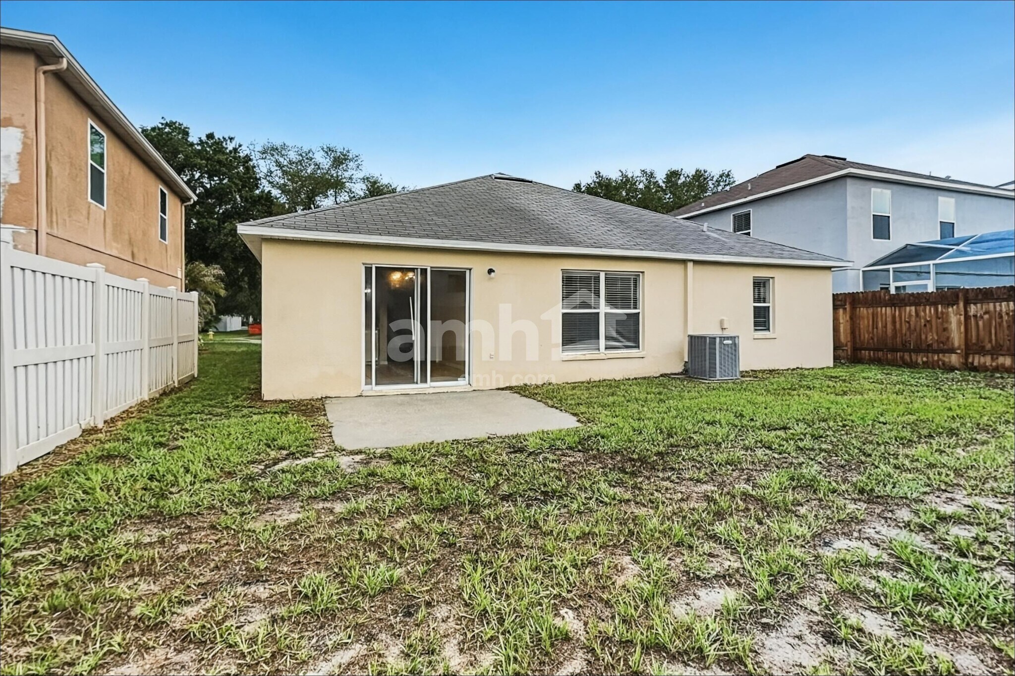 Building Photo - 10434 Boyette Creek Blvd