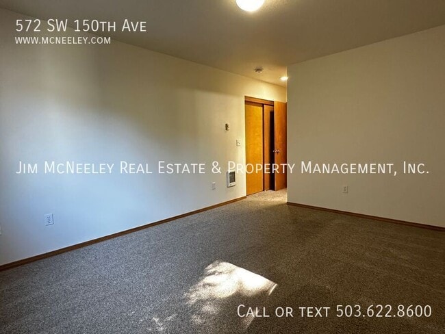 Building Photo - 572 SW 150th Ave