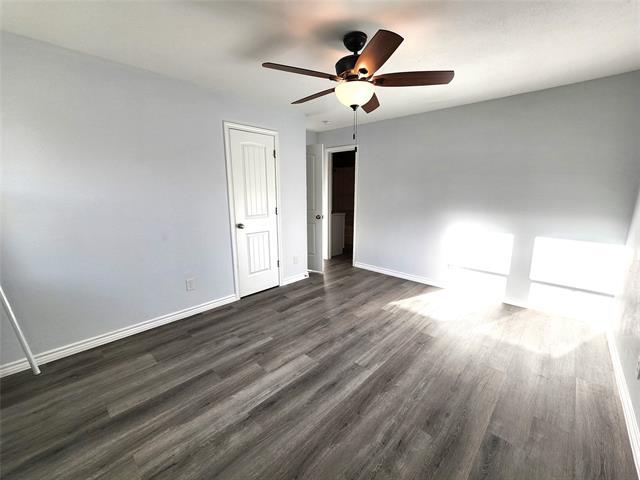 Building Photo - 1401 E Sherman Dr