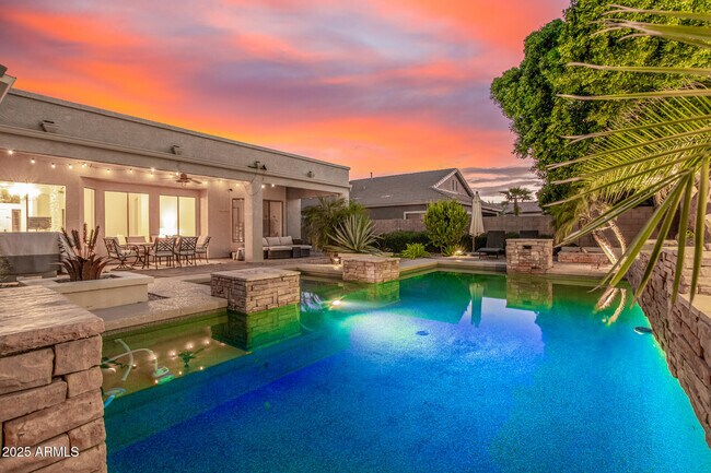 Building Photo - 10502 E Posada Ave