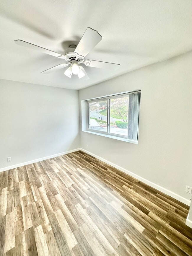 Building Photo - 12175 Wilsey Way