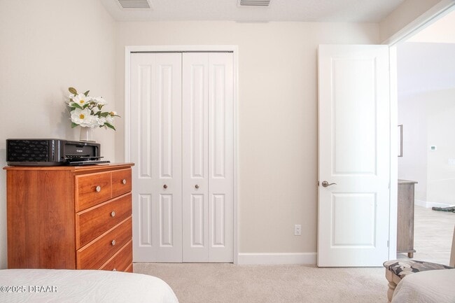 Building Photo - 225 St Somewhere Dr