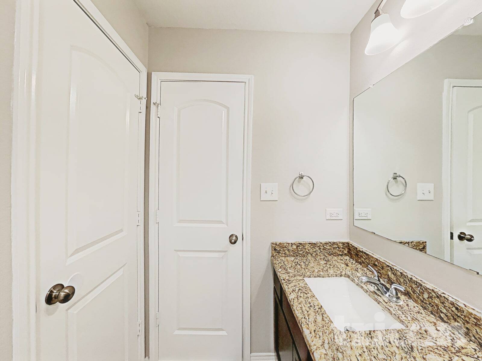 Building Photo - 1058 Pleasant Bend