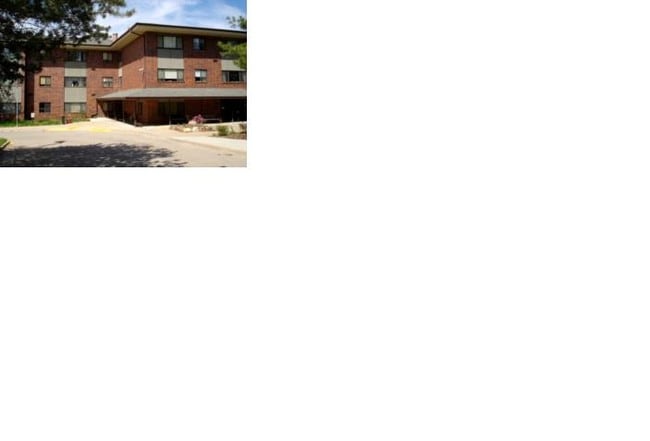 Primary Photo - Oak Park Manor