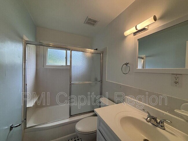 Building Photo - 5830 Vandegrift Ave