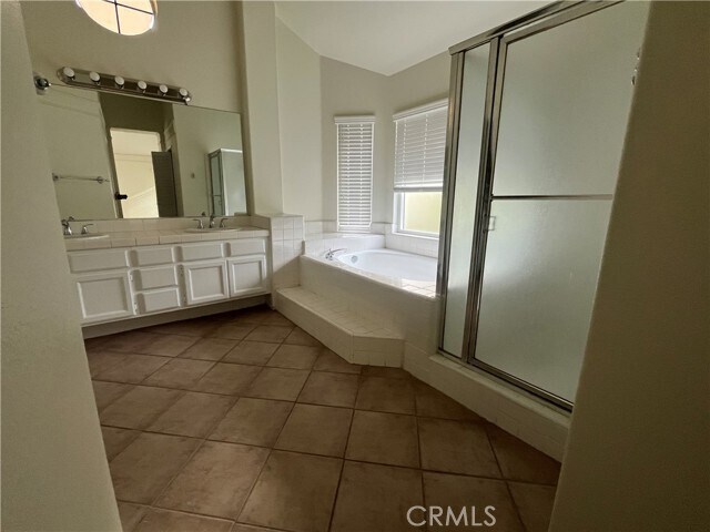 Building Photo - 14039 Oxford St