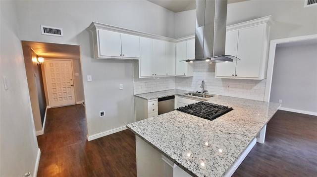 Building Photo - 1320 Iris Ln