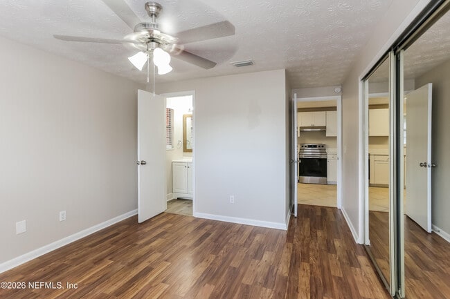 Building Photo - 9572 Spottswood Rd W