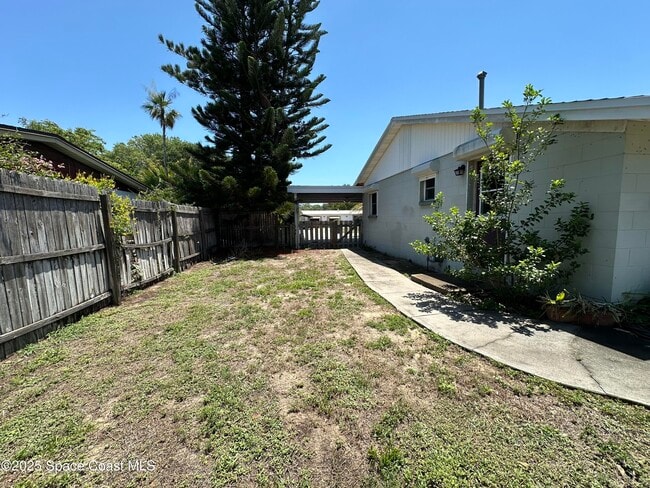 Building Photo - 4780 E Key Dr