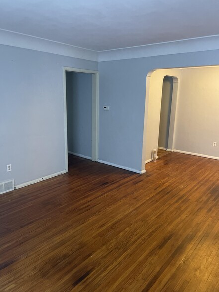 Building Photo - 1709 Freeman St