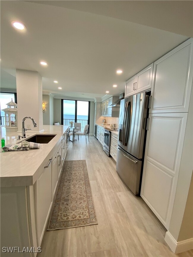 Building Photo - 10951 Gulf Shore Dr