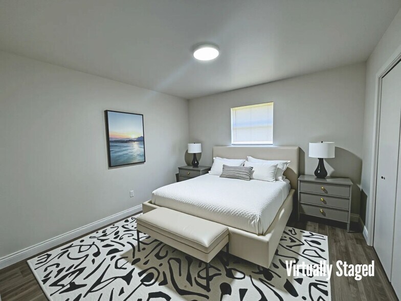 Building Photo - 611 Sunset Ln