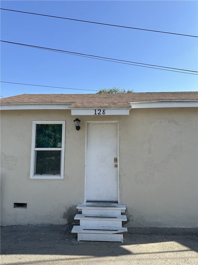 Building Photo - 130 S Giovanola Ave