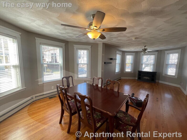 Building Photo - 112 Boston Ave