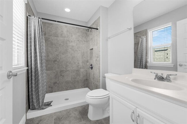 Building Photo - 8807 Eden Cove Dr