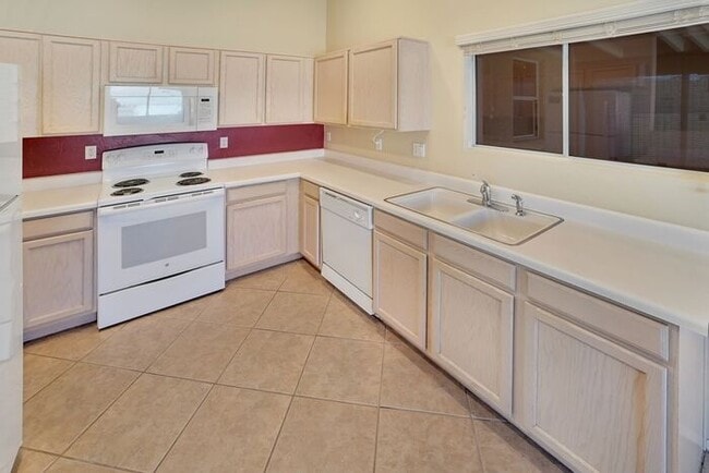 Building Photo - 98 E Futurity Pl