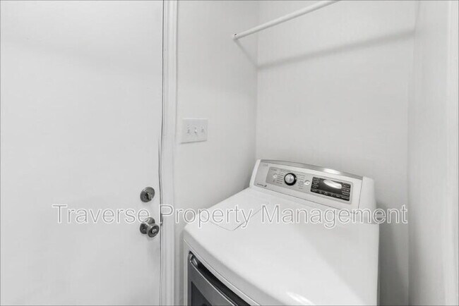 Building Photo - 7806 Laver Ct