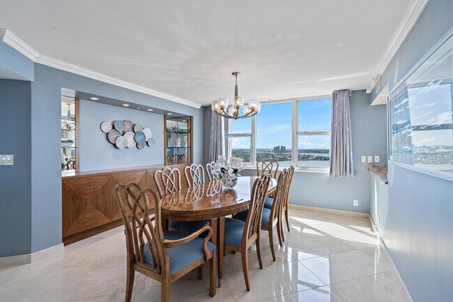 Building Photo - 5200 N Ocean Dr